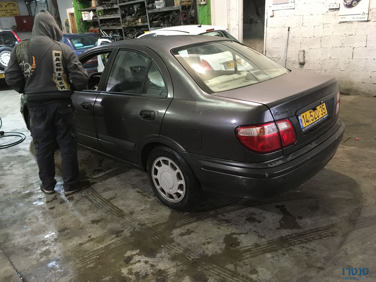 2001' Nissan Almera photo #4