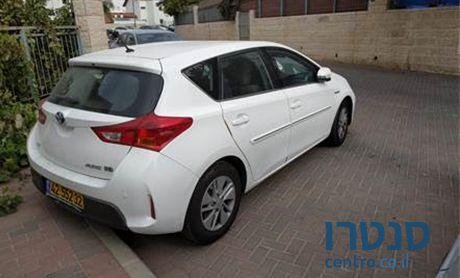 2015' Toyota Auris טויוטה אוריס photo #3