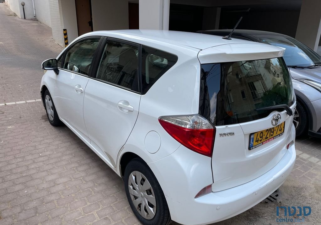 2011' Toyota טויוטה ספייס ורסו photo #4