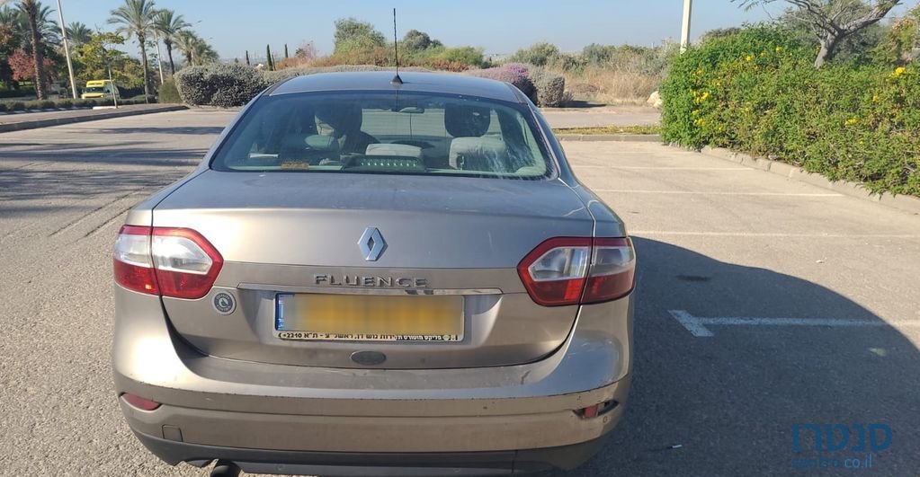 2011' Renault Fluence רנו פלואנס photo #3