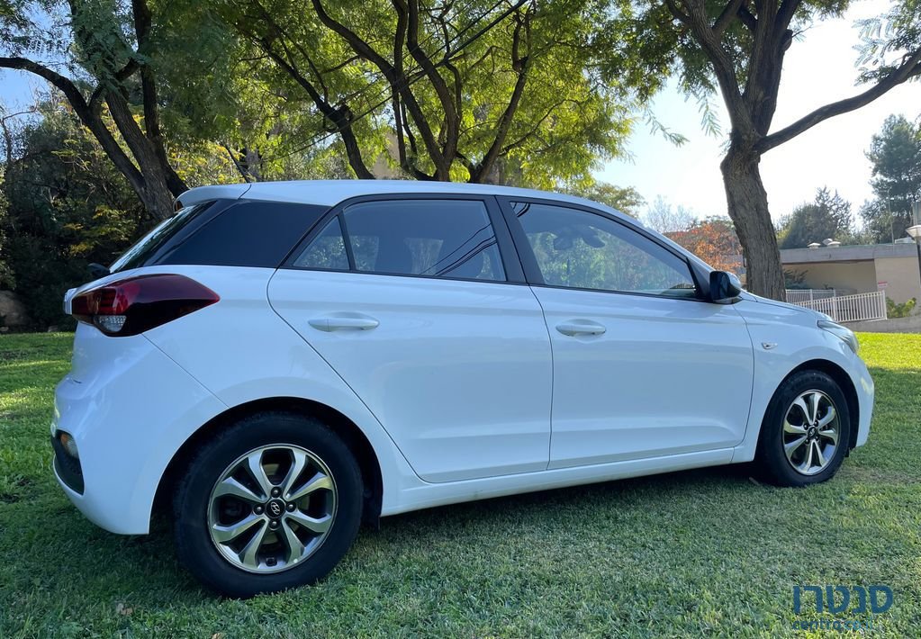 2019' Hyundai i20 יונדאי photo #3