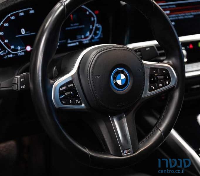2022' BMW 3 Series ב.מ.וו סדרה 3 photo #5