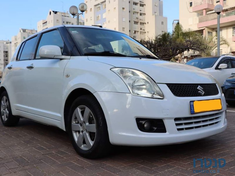 2010' Suzuki Swift סוזוקי סוויפט photo #3