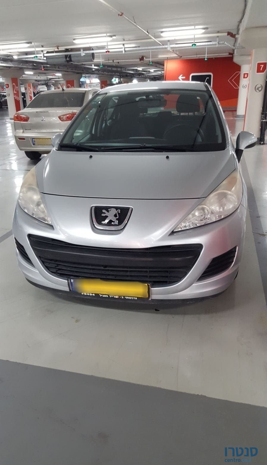 2010' Peugeot 207 פיג'ו photo #1