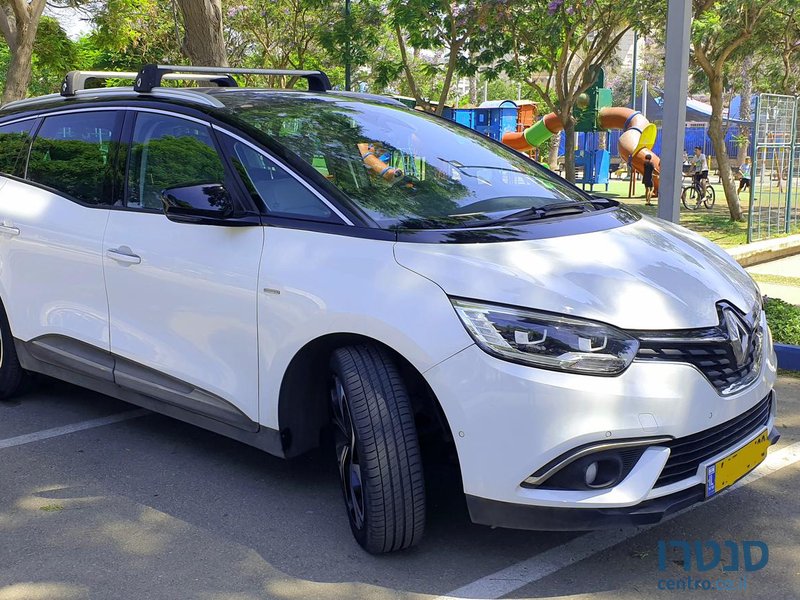 2021' Renault Grand Scenic Executive photo #1