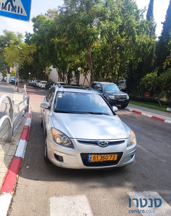 2010' Hyundai I30Cw יונדאי photo #6