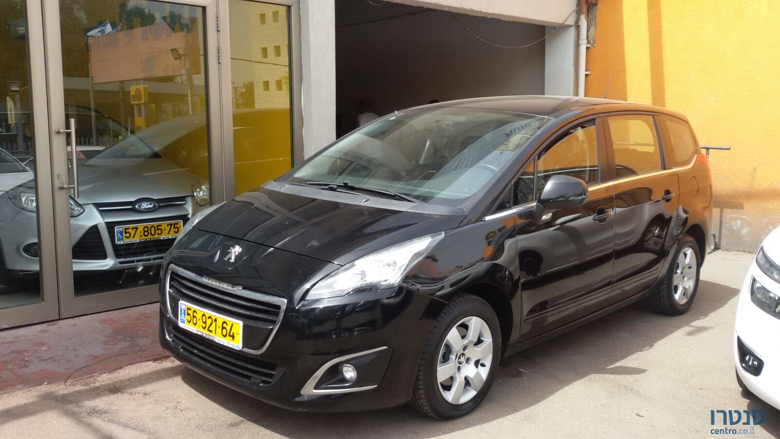 2014' Peugeot 5008 photo #1