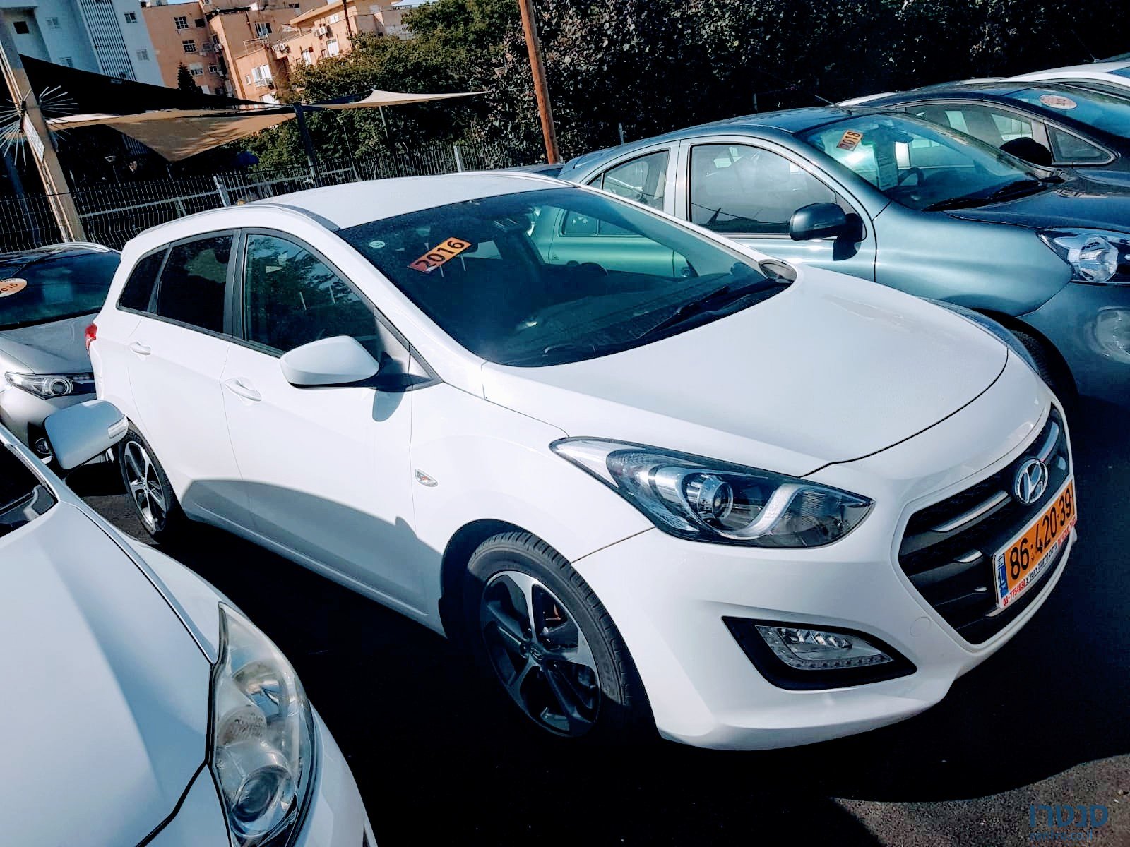 2016' Hyundai i30 photo #1