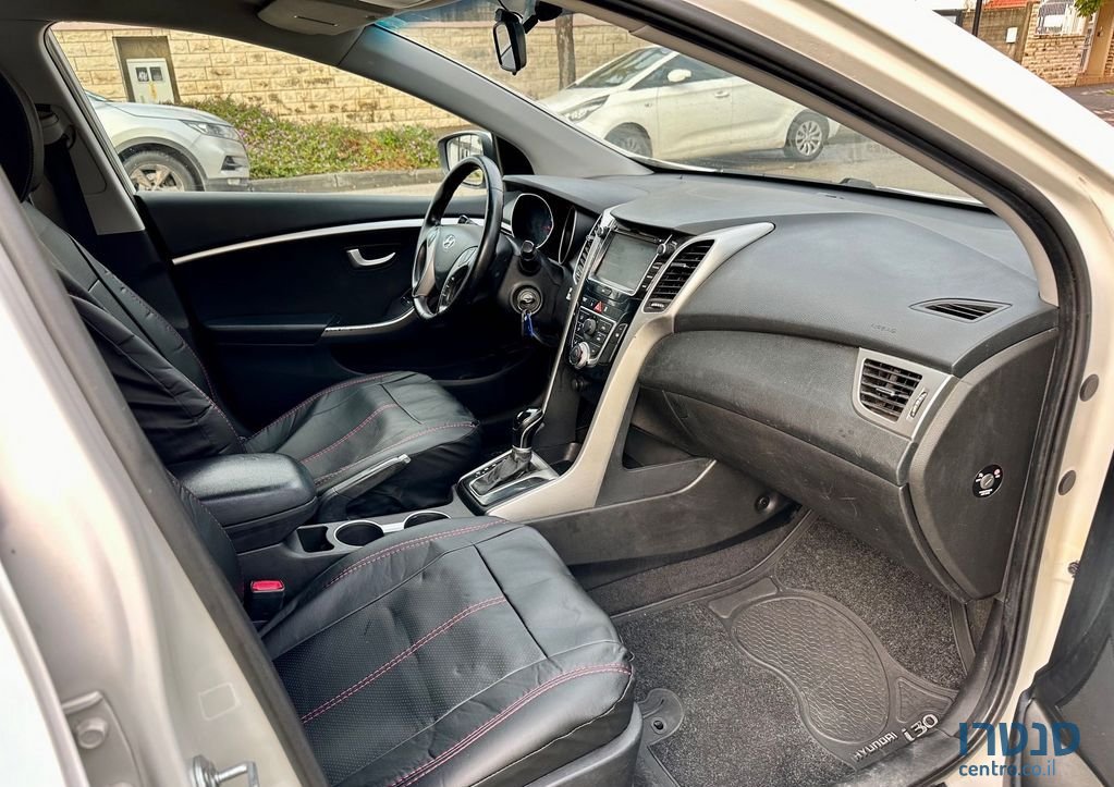 2013' Hyundai i30 יונדאי photo #4
