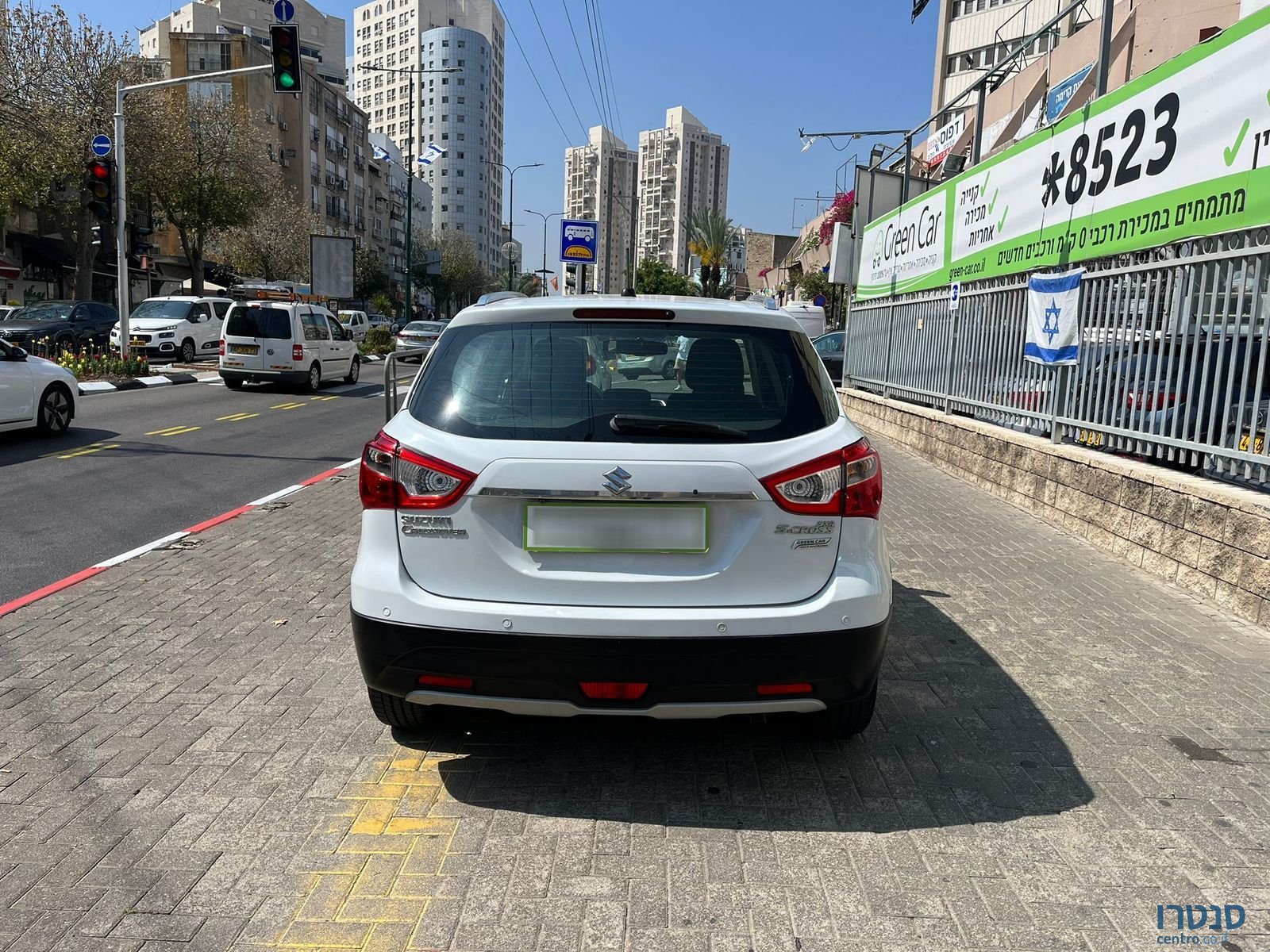 2015' Suzuki SX4 photo #5