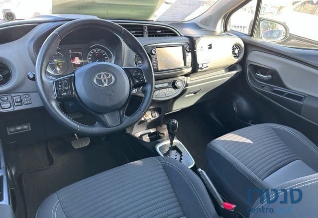 2019' Toyota Yaris טויוטה יאריס photo #4