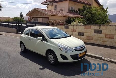 2012' Opel Corsa photo #1