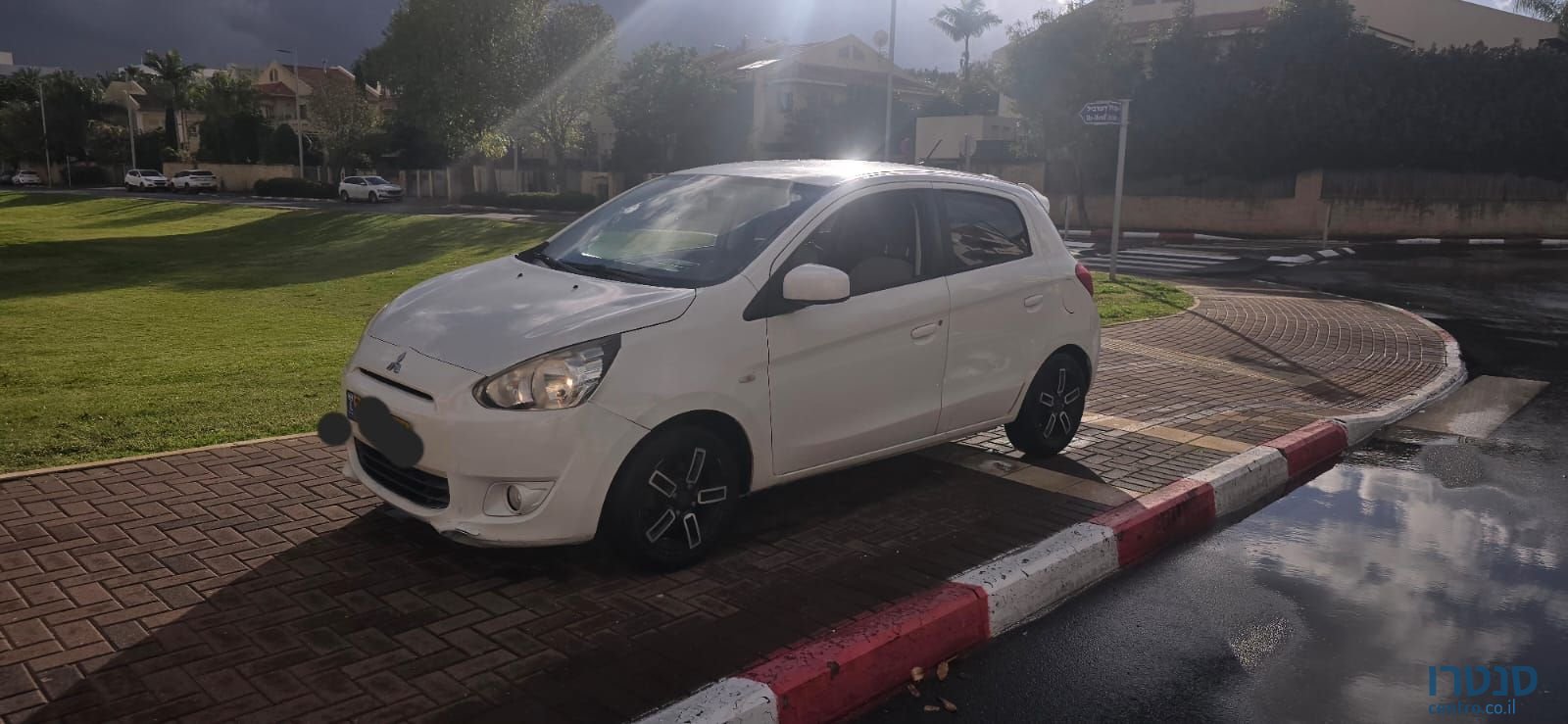 2015' Mitsubishi Space Star מיצובישי ספייס סטאר photo #2