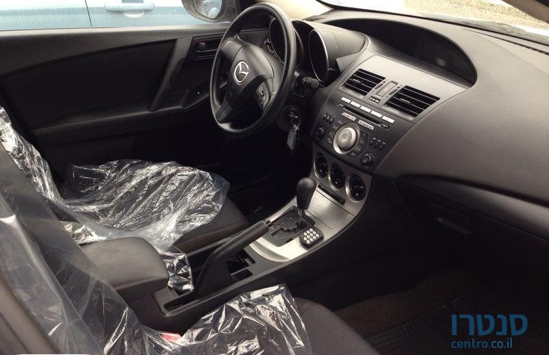 2008' Mazda 3 photo #3