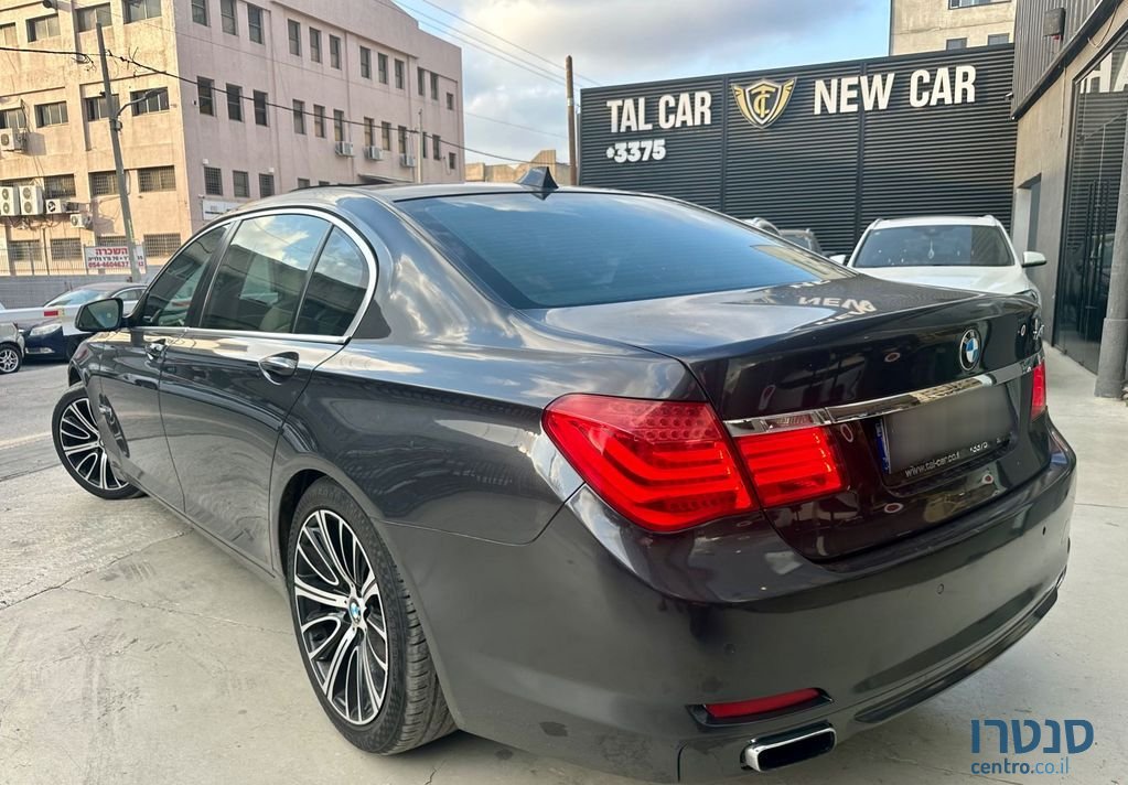 2011' BMW 7 Series ב.מ.וו סדרה 7 photo #3