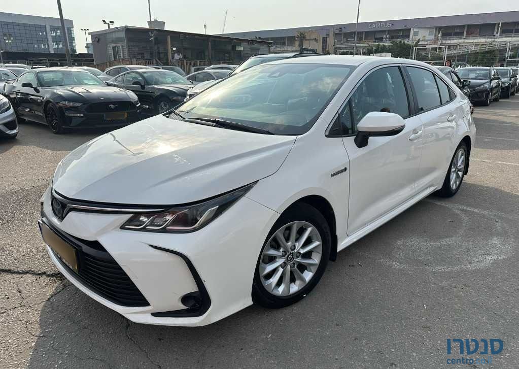 2019' Toyota Corolla טויוטה קורולה photo #1