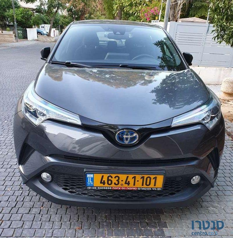 2019' Toyota C-Hr טויוטה photo #3