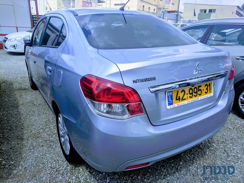 2015' Mitsubishi Attrage photo #2