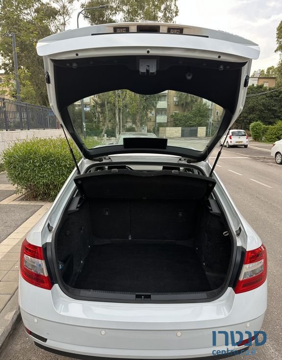 2017' Skoda Octavia סקודה אוקטביה photo #4