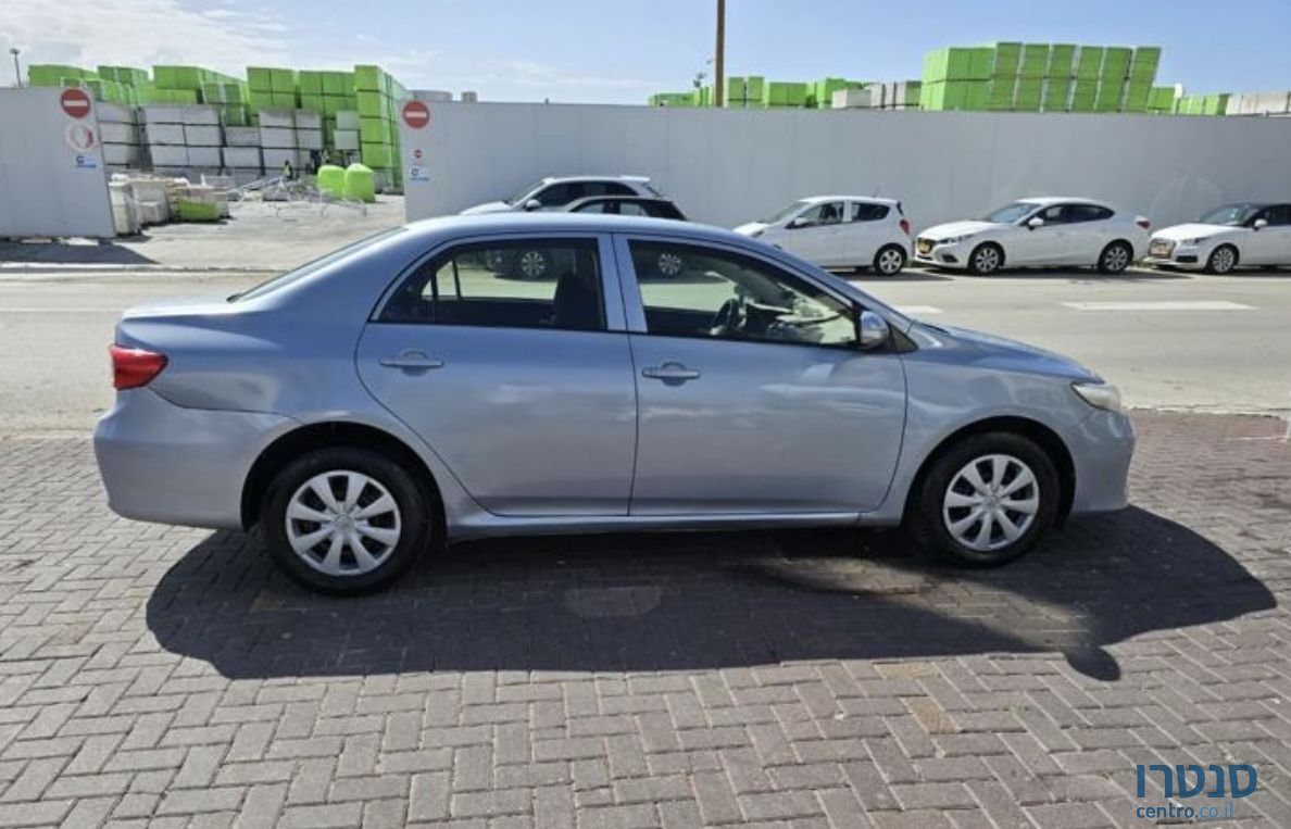 2011' Toyota Corolla טויוטה קורולה photo #1