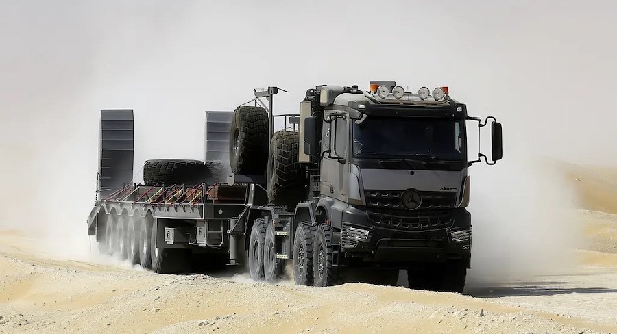 Mercedes-Benz представляет сверхмощные тягачи для военных