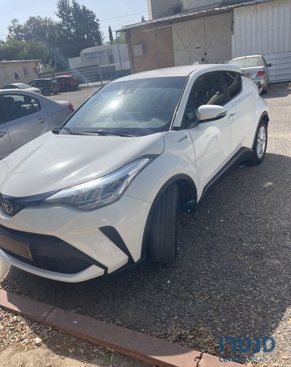 2021' Toyota C-HR טויוטה photo #4