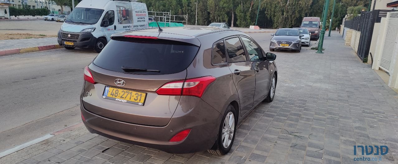 2014' Hyundai I30Cw יונדאי photo #4