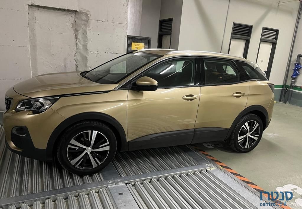 2018' Peugeot 3008 פיג'ו photo #3