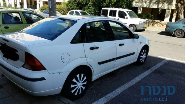 2003' Ford Focus photo #2