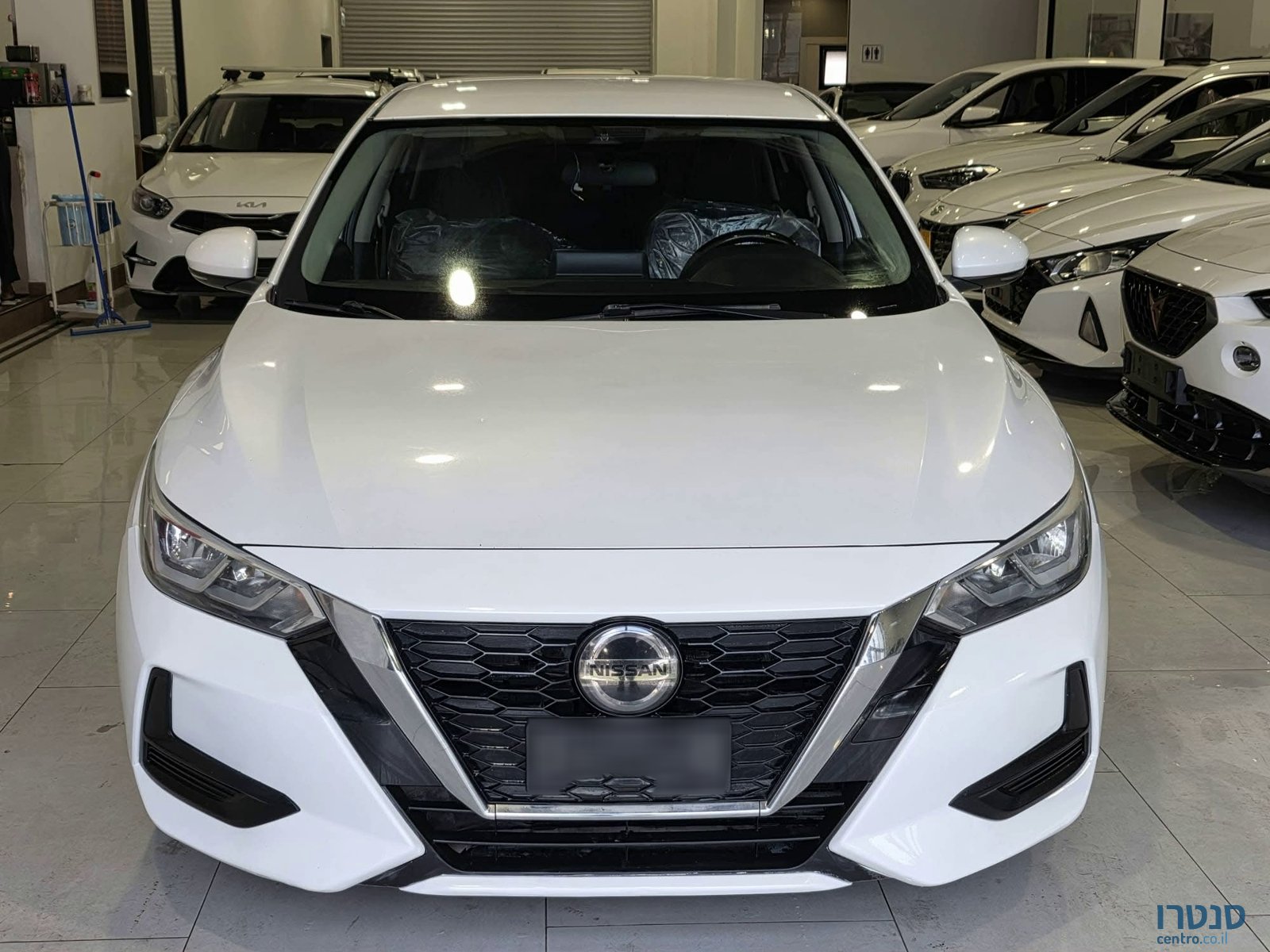 2020' Nissan Sentra photo #2