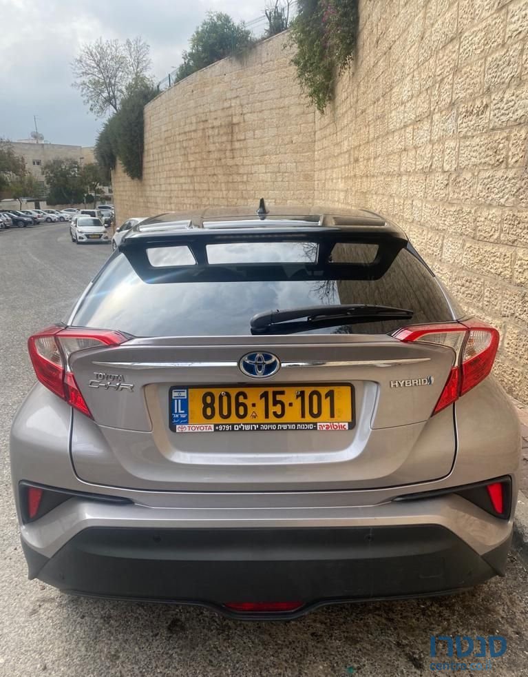 2019' Toyota C-Hr טויוטה photo #5