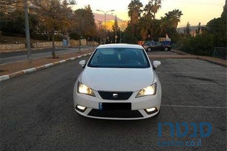 2012' SEAT Ibiza Style 5 דלתות Tsi F/L photo #1