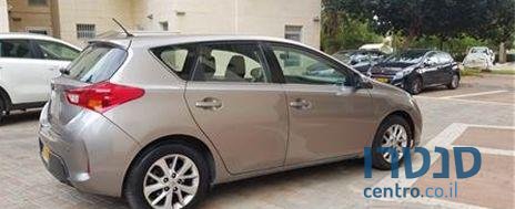 2013' Toyota Auris טויוטה אוריס photo #1