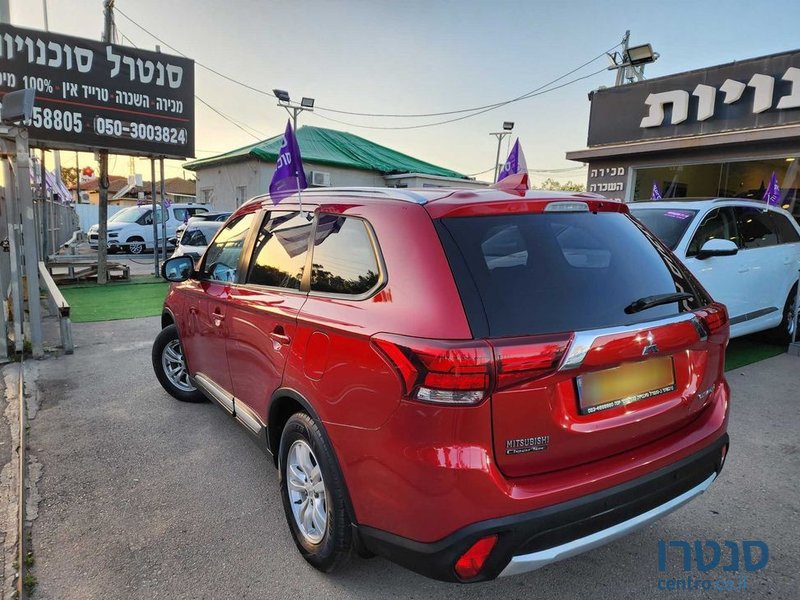 2017' Mitsubishi Outlander מיצובישי אאוטלנדר photo #2