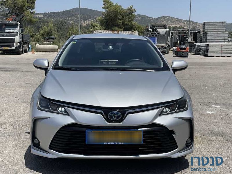 2019' Toyota Corolla טויוטה קורולה photo #2