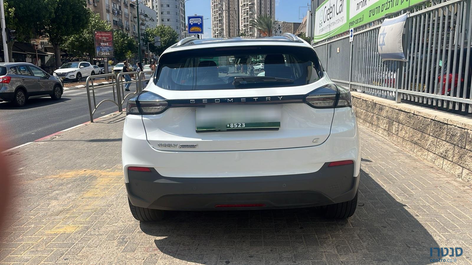 2023' Geely GEOMETRY C photo #5