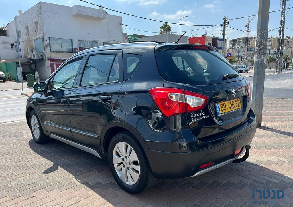 2014' Suzuki SX4 סוזוקי קרוסאובר photo #3