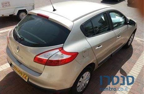 2010' Renault Megane רנו מגאן photo #2