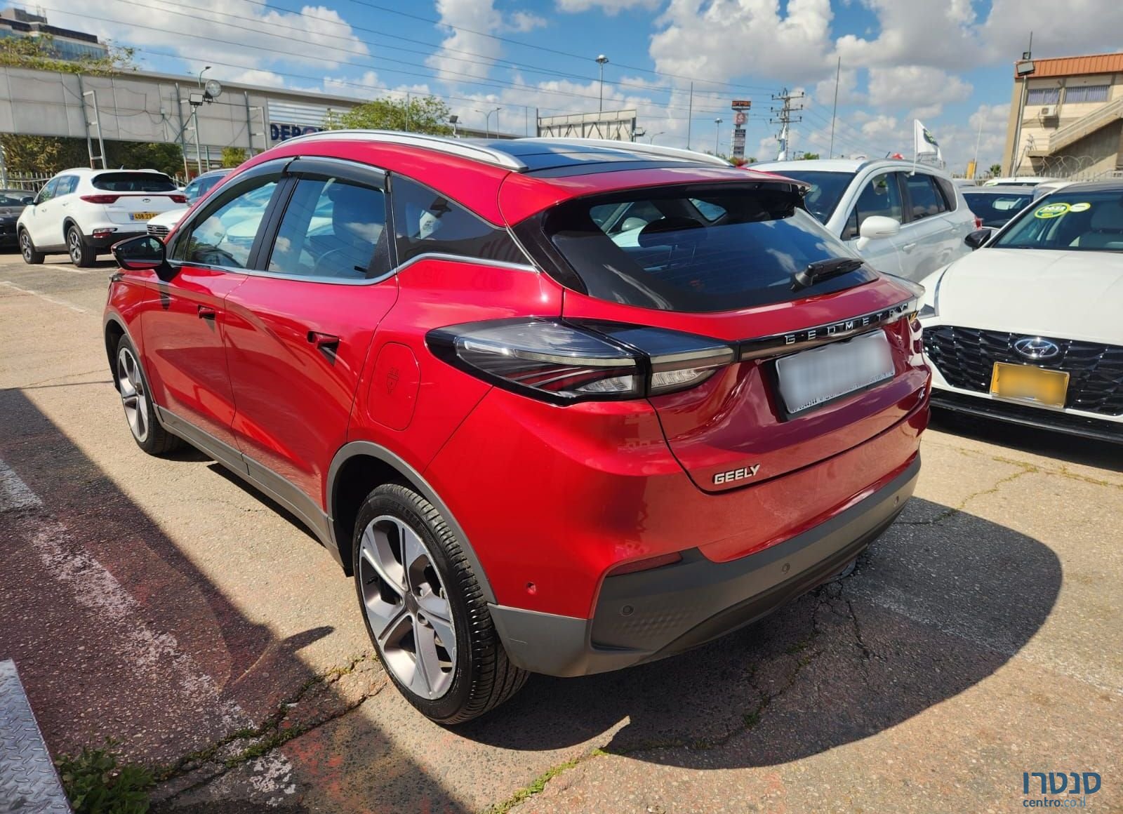 2022' Geely Geometry C ג׳ילי photo #3