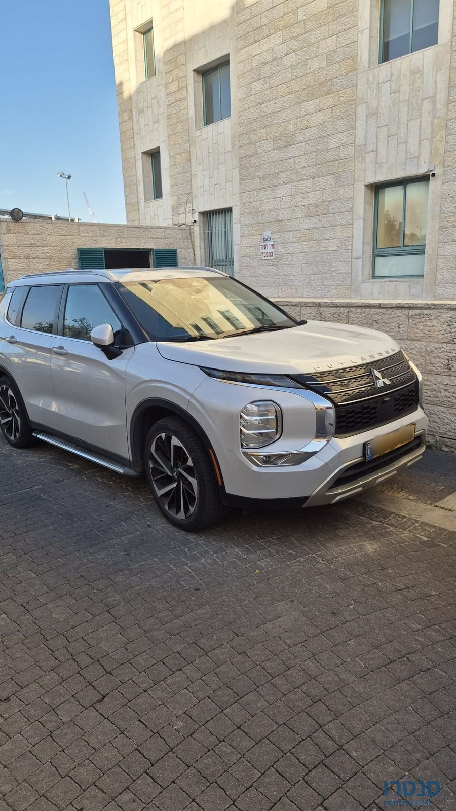 2022' Mitsubishi Outlander מיצובישי אאוטלנדר photo #2