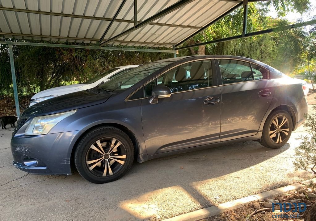 2009' Toyota Avensis טויוטה אוונסיס photo #1