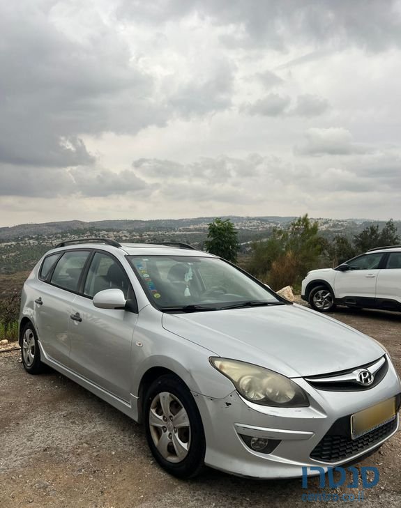 2010' Hyundai I30Cw יונדאי photo #4