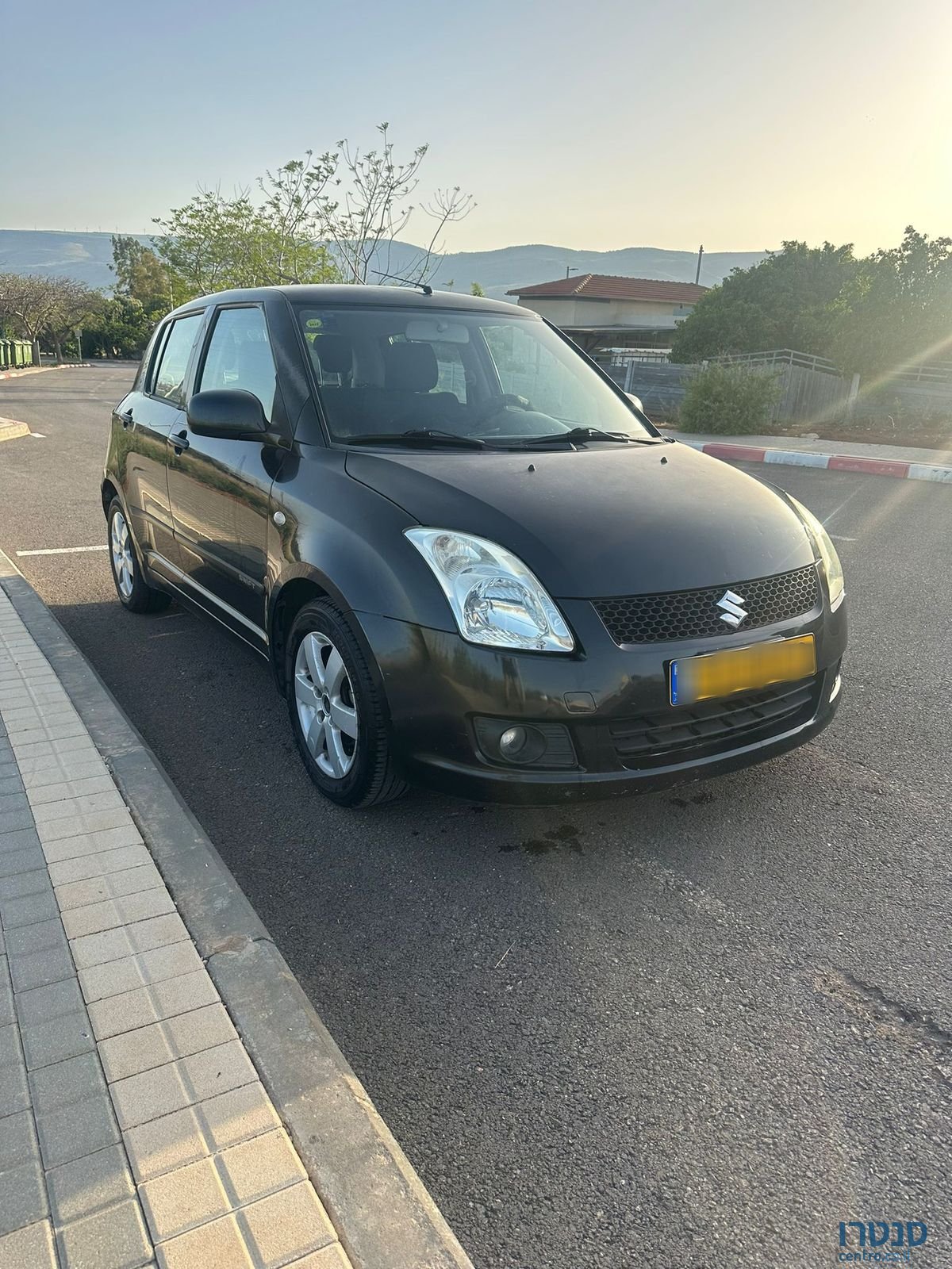 2010' Suzuki Swift סוזוקי סוויפט photo #1