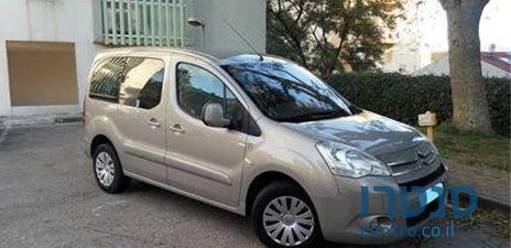 2011' Citroen Berlingo photo #2