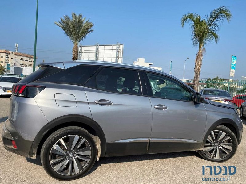 2018' Peugeot 3008 פיג'ו photo #5