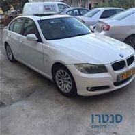 2009' BMW 320i photo #4