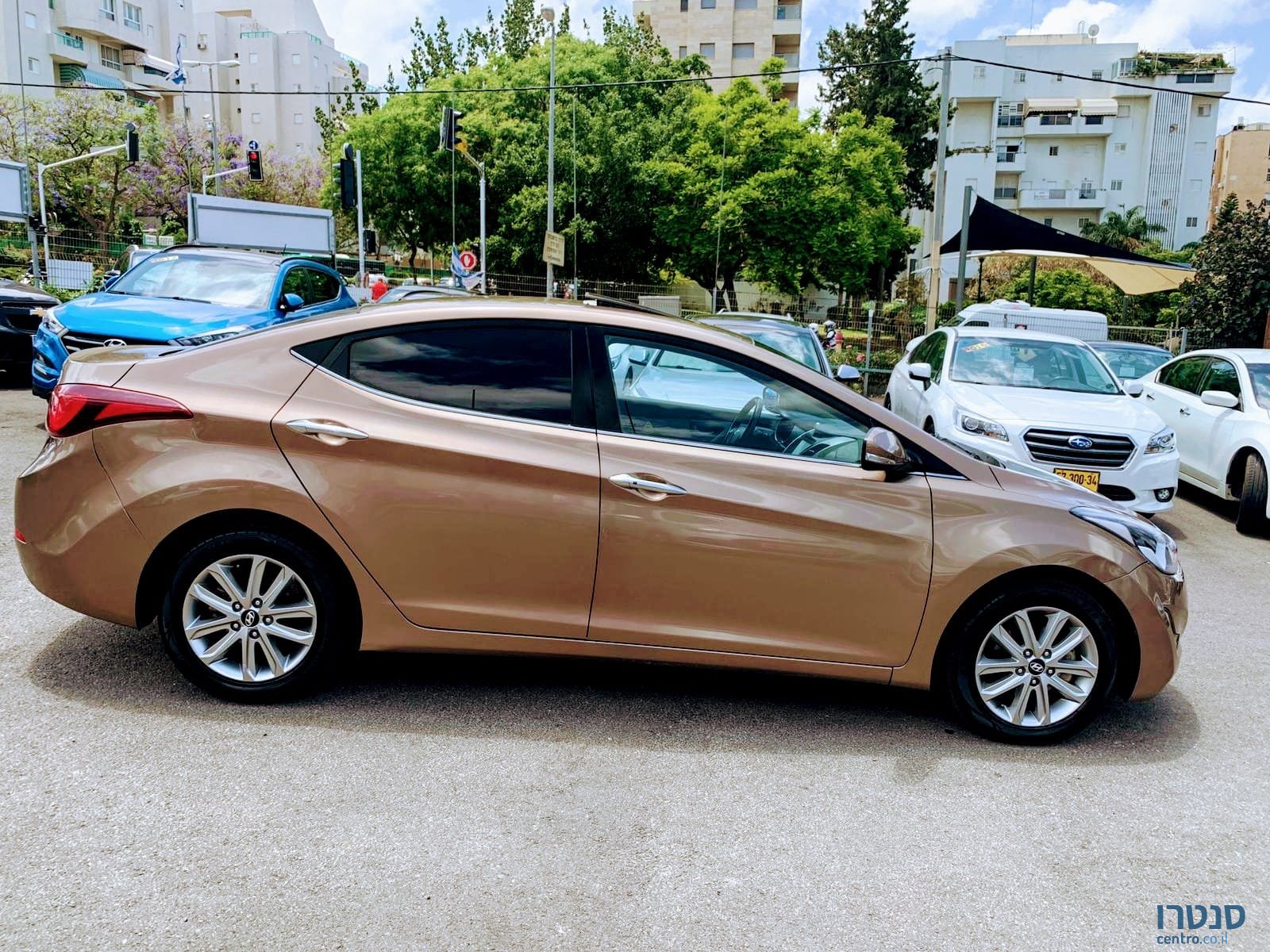 2014' Hyundai Elantra photo #3