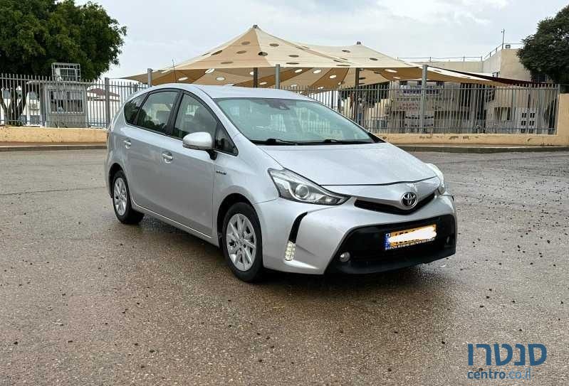 2018' Toyota Prius טויוטה פריוס פלוס photo #3