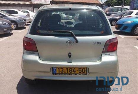 2003' Toyota Yaris לונה ידני photo #3