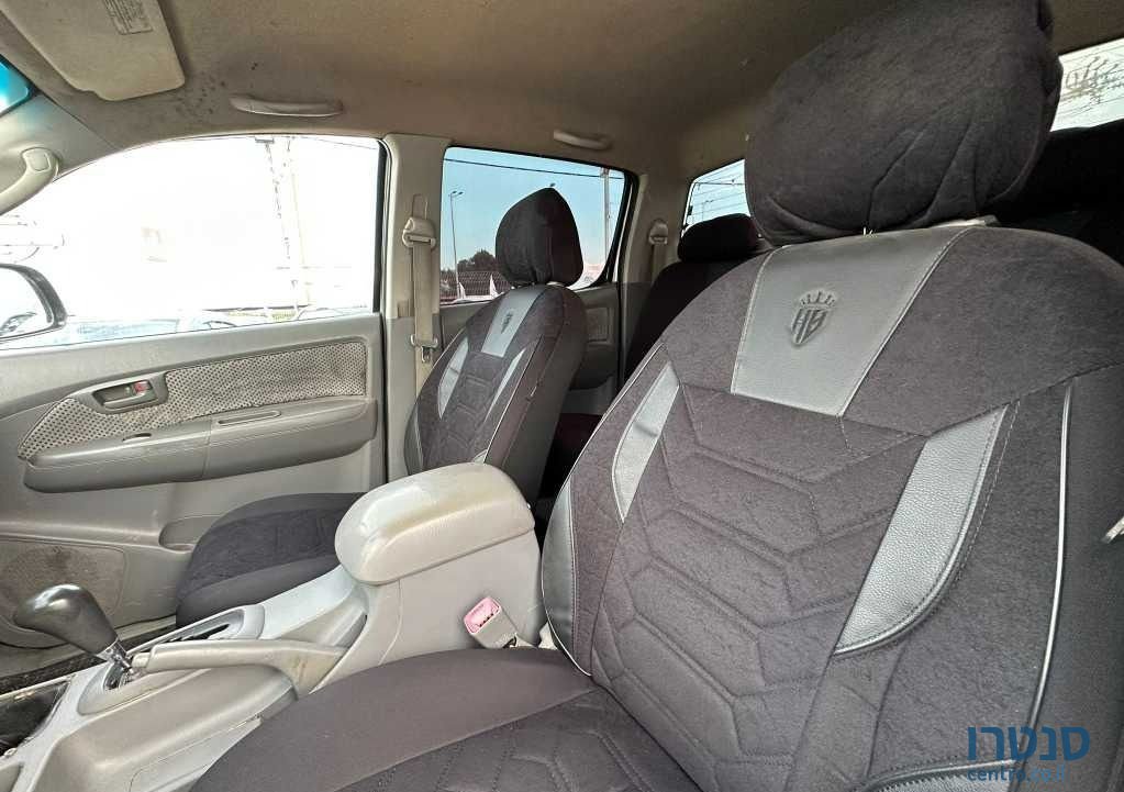 2008' Toyota Hilux טויוטה היילקס photo #2